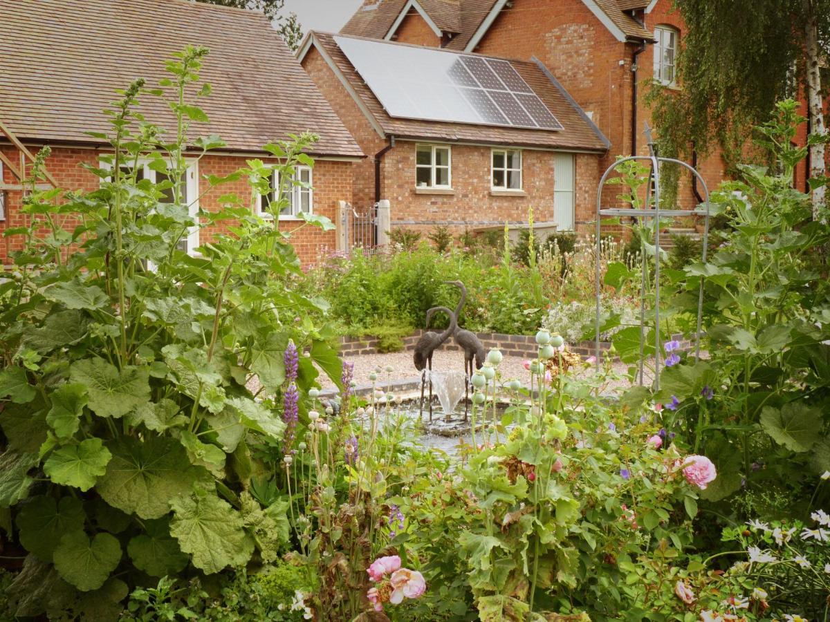 Вилла Walwyn Court Barns Ледбери Экстерьер фото